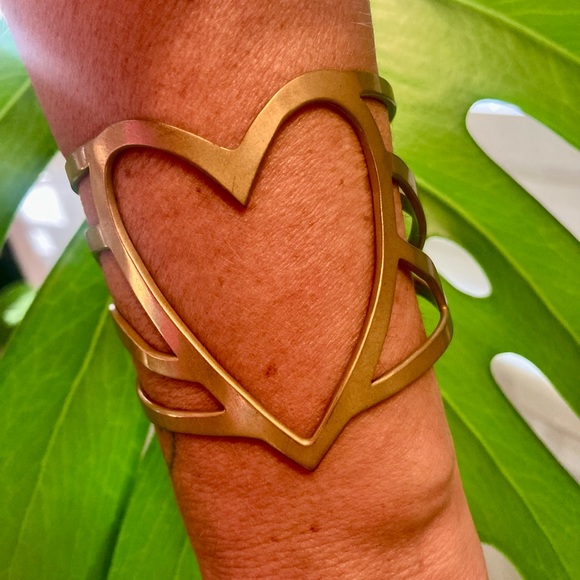 Heart Boho Cuff 💛 - Picture 3 of 5